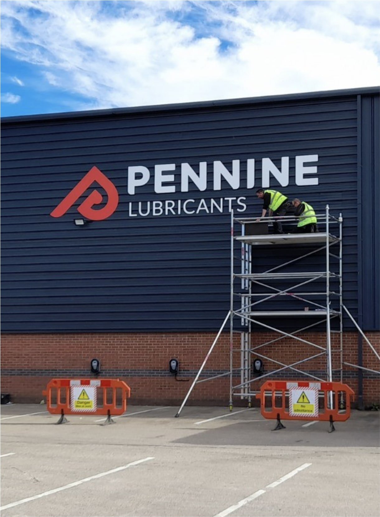Pennine Lubricants Signage B2B logo design